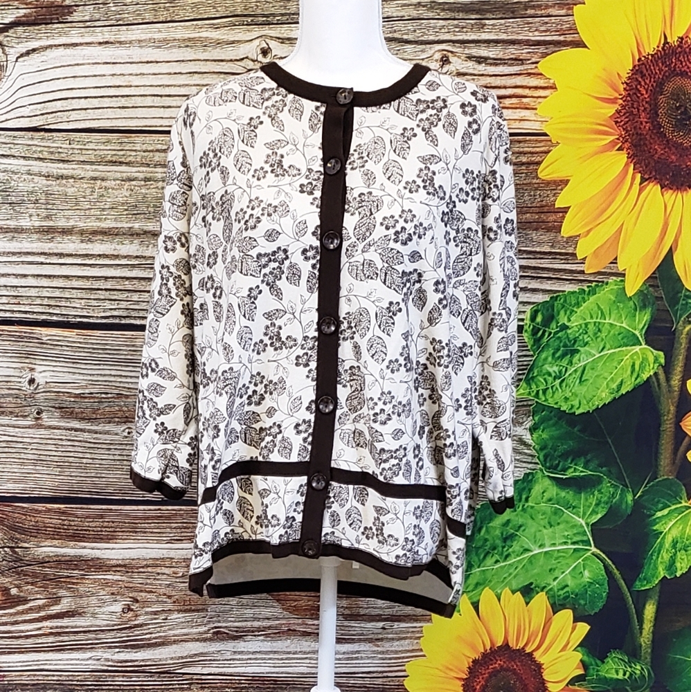 CJ Banks women's top Size  2X